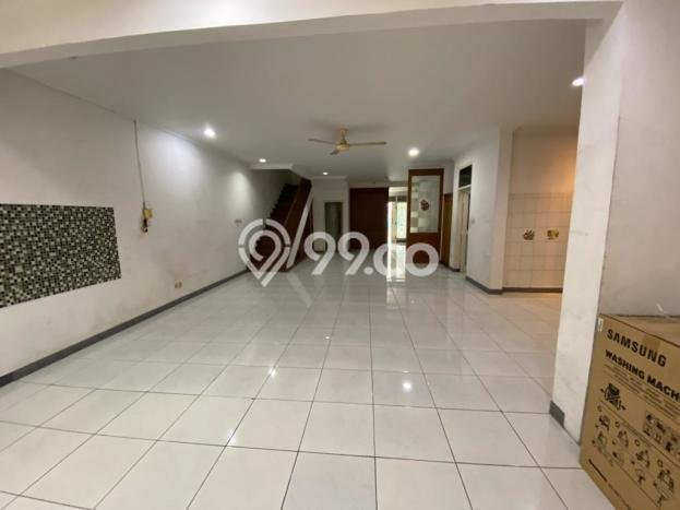 Ready to Use! Luxury House LT 270m2 Desain Elegan di Pantai Indah Kapuk Ready to Use! Luxury House LT 270m2 Desain Elegan di Pantai Indah Kapuk