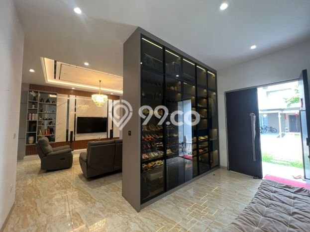 Rumah Elit Modern Tanpa Renovasi di Pantai Indah Kapuk Jakarta Utara Rumah Elit Modern Tanpa Renovasi di Pantai Indah Kapuk Jakarta Utara