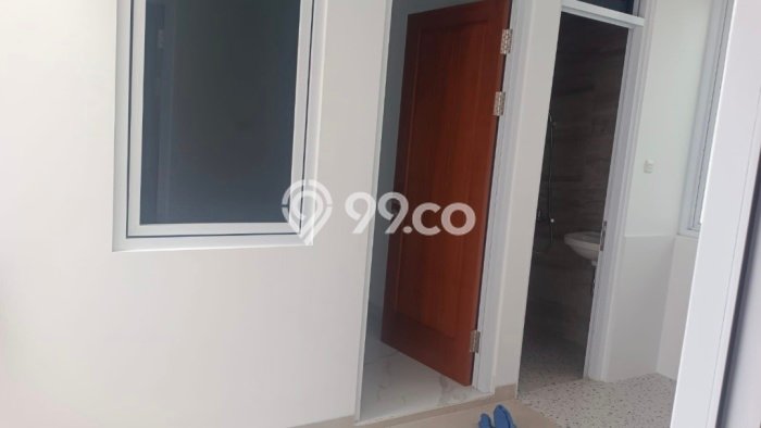 Rumah Sewa Jakarta Utara LT 560m2 LB 220m2 Area Pantai Indah Kapuk Rumah Sewa Jakarta Utara LT 560m2 LB 220m2 Area Pantai Indah Kapuk