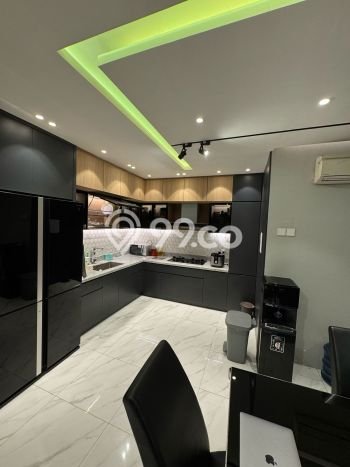 Ready to Use! Luxury House LT 90m2 Desain Elegan di Muara Karang Ready to Use! Luxury House LT 90m2 Desain Elegan di Muara Karang