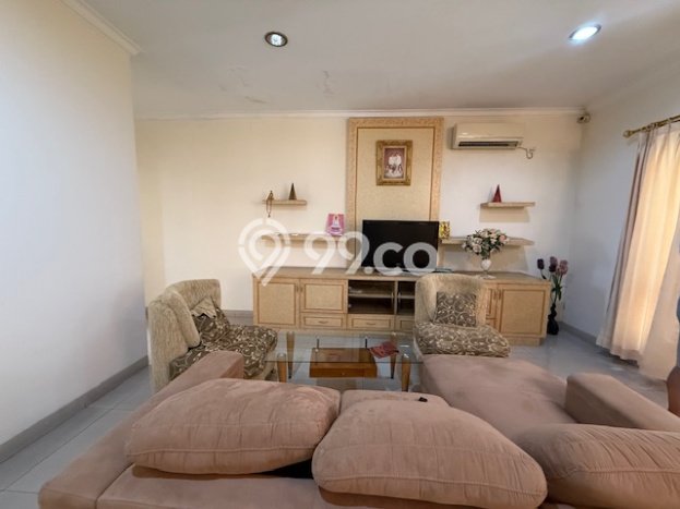 Rumah sewa siap pakai 4 KT di Pantai Indah Kapuk, Jakarta Utara Rumah sewa siap pakai 4 KT di Pantai Indah Kapuk, Jakarta Utara