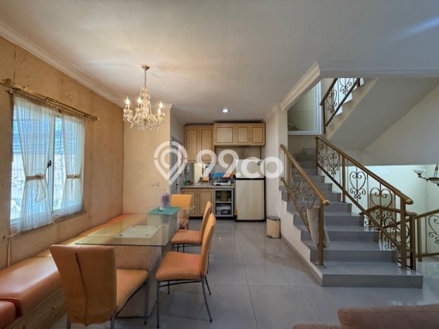 Rumah sewa siap pakai 4 KT di Pantai Indah Kapuk, Jakarta Utara Rumah sewa siap pakai 4 KT di Pantai Indah Kapuk, Jakarta Utara