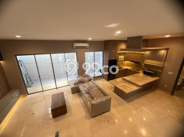 Rumah Elit Modern Siap Huni di Pantai Indah Kapuk Jakarta Utara Rumah Elit Modern Siap Huni di Pantai Indah Kapuk Jakarta Utara