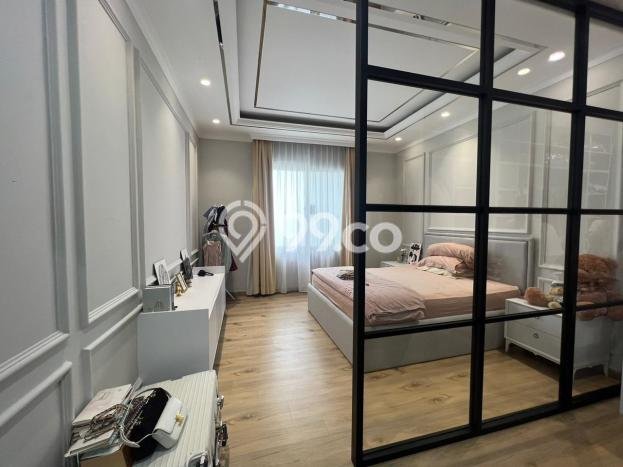 Rumah Elit Modern Tanpa Renovasi di Pantai Indah Kapuk Jakarta Utara Rumah Elit Modern Tanpa Renovasi di Pantai Indah Kapuk Jakarta Utara