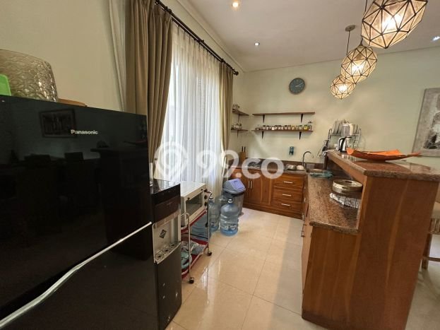 Rumah Elit Modern Siap Huni di Pererenan Badung Rumah Elit Modern Siap Huni di Pererenan Badung