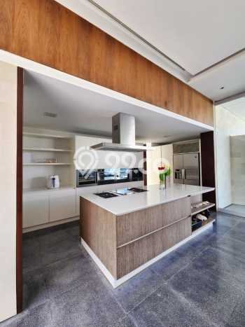 Rumah Mewah Siap Huni LT 780m2 di Kuta Selatan, Badung Rumah Mewah Siap Huni LT 780m2 di Kuta Selatan, Badung