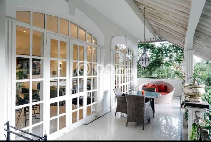 Untuk Dijual! Komersial di Seminyak Badung LT 1000m2 / LB 700m2 Kawasan Strategis Untuk Dijual! Komersial di Seminyak Badung LT 1000m2 / LB 700m2 Kawasan Strategis