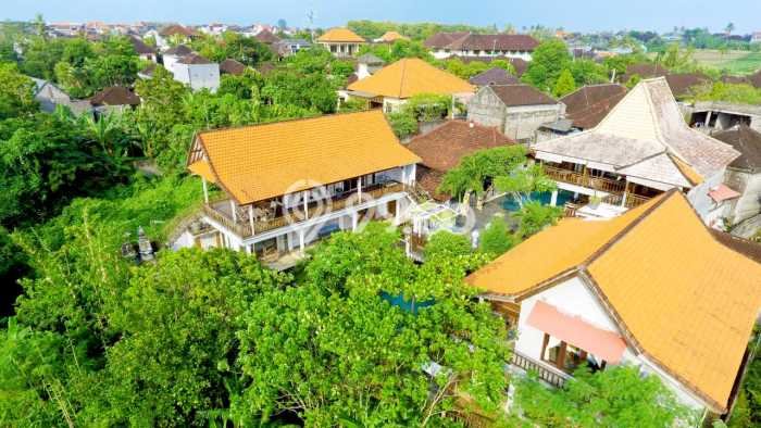 Komersial Bagus Dijual LB 500m2 Lokasi Strategis Badung Area Cocok untuk Berbisnis Komersial Bagus Dijual LB 500m2 Lokasi Strategis Badung Area Cocok untuk Berbisnis