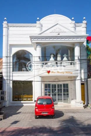 Ruko Bagus Dijual LB 400m2 Lokasi Strategis Badung Area Cocok untuk Berbisnis Ruko Bagus Dijual LB 400m2 Lokasi Strategis Badung Area Cocok untuk Berbisnis