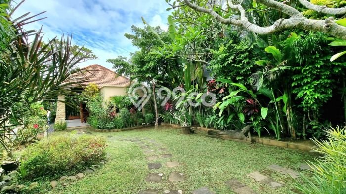 For Sale! Luxury House LT 978m2 Desain Elegan di Jimbaran For Sale! Luxury House LT 978m2 Desain Elegan di Jimbaran