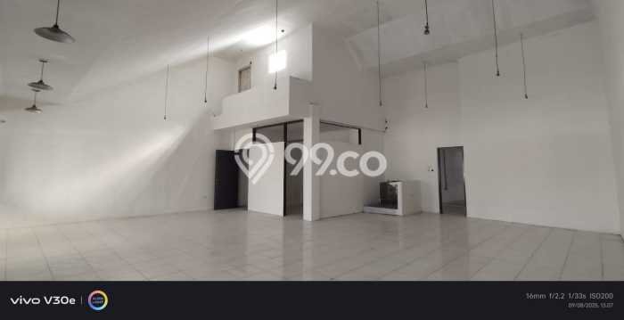 PRIME LOCATION! Ruko Kawasan Katapang, Luas 240m2m², Area Bisnis, Posisi Strategis PRIME LOCATION! Ruko Kawasan Katapang, Luas 240m2m², Area Bisnis, Posisi Strategis