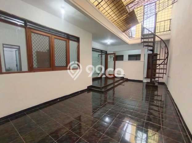 Rumah area Mekar Wangi, Lingkungan Strategis, 3 KT Rumah area Mekar Wangi, Lingkungan Strategis, 3 KT