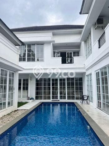 Hunian Mewah LB 750m2 Siap Huni Desain Elegan di Kota Baru Parahyangan, Bandung Hunian Mewah LB 750m2 Siap Huni Desain Elegan di Kota Baru Parahyangan, Bandung