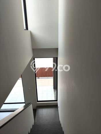 Unit Ruko Dijual di Bandung LT 80m2 & LB 139m2 Unit Ruko Dijual di Bandung LT 80m2 & LB 139m2