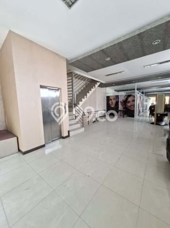 Komersial Bagus Dijual LB 750m2 Lokasi Strategis Bandung Area Cocok untuk Bisnis Komersial Bagus Dijual LB 750m2 Lokasi Strategis Bandung Area Cocok untuk Bisnis
