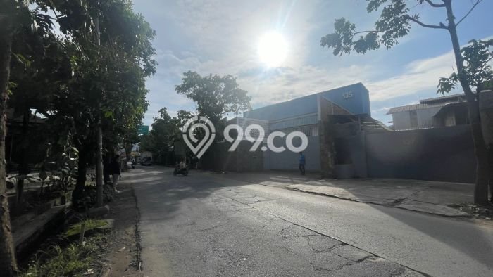 Gudang Dijual di Prime Area Bandung Luas 812m2 Gudang Dijual di Prime Area Bandung Luas 812m2