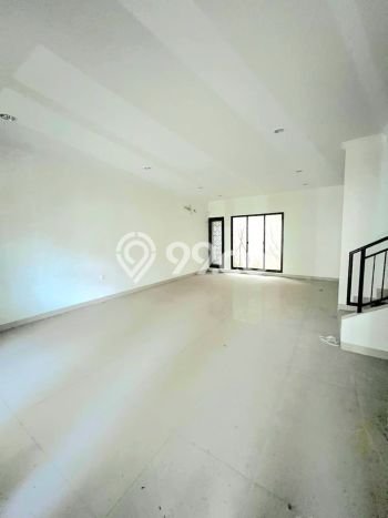 Rumah Mewah Siap Huni LT 261m2 di Gedebage, Bandung Rumah Mewah Siap Huni LT 261m2 di Gedebage, Bandung