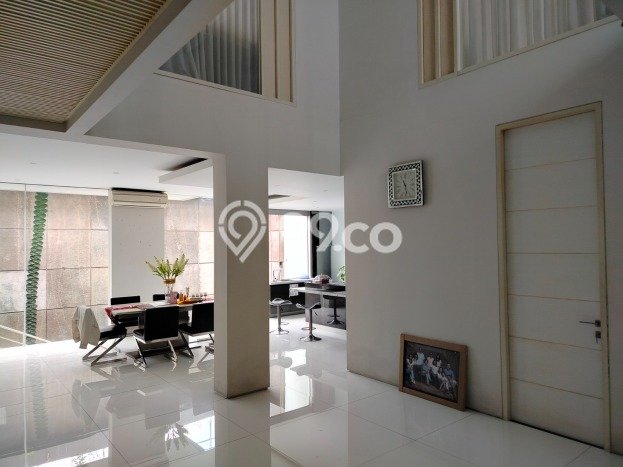 Dijual Rumah Mewah Elegan Dengan View Eksklusif di Mekar Wangi, Bandung Dijual Rumah Mewah Elegan Dengan View Eksklusif di Mekar Wangi, Bandung