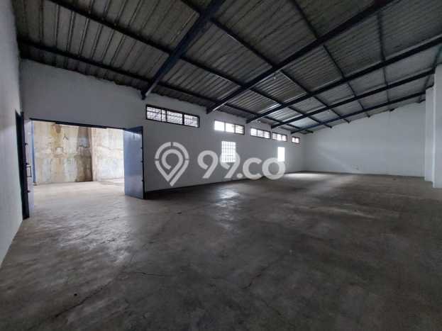 Gudang bagus disewakan di Babakan Ciparay Bandung dengan LB 800m2 harga sewa terbaik Gudang bagus disewakan di Babakan Ciparay Bandung dengan LB 800m2 harga sewa terbaik