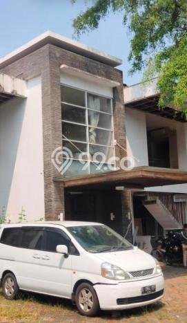 Rumah Luxury Modern Tanpa Renovasi di Mampang Jakarta Selatan Rumah Luxury Modern Tanpa Renovasi di Mampang Jakarta Selatan
