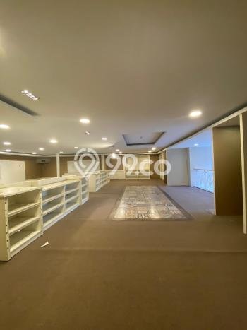 Komersial bagus disewakan di Sukajadi Bandung dengan LB 500m2 harga sewa terbaik Komersial bagus disewakan di Sukajadi Bandung dengan LB 500m2 harga sewa terbaik