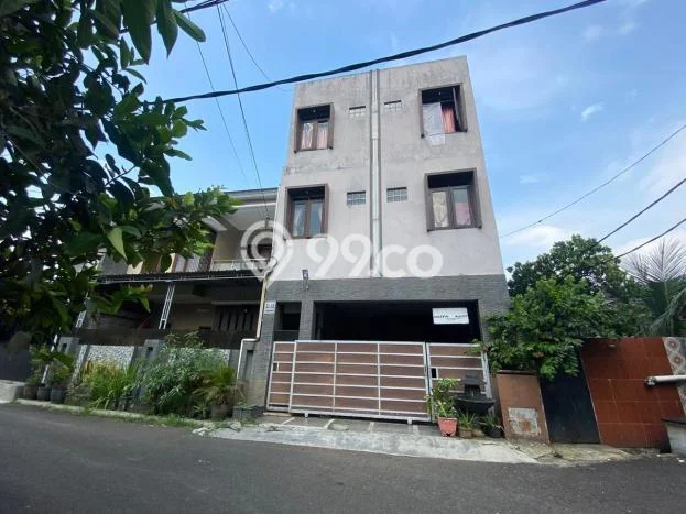Dijual Hunian Rumah Terawat 9 Kamar di Gede Bage, Bandung Dijual Hunian Rumah Terawat 9 Kamar di Gede Bage, Bandung