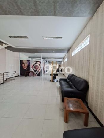 Komersial Bagus Dijual LB 750m2 Lokasi Strategis Bandung Area Cocok untuk Bisnis Komersial Bagus Dijual LB 750m2 Lokasi Strategis Bandung Area Cocok untuk Bisnis