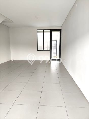 Unit Ruko Dijual di Bandung LT 80m2 & LB 139m2 Unit Ruko Dijual di Bandung LT 80m2 & LB 139m2