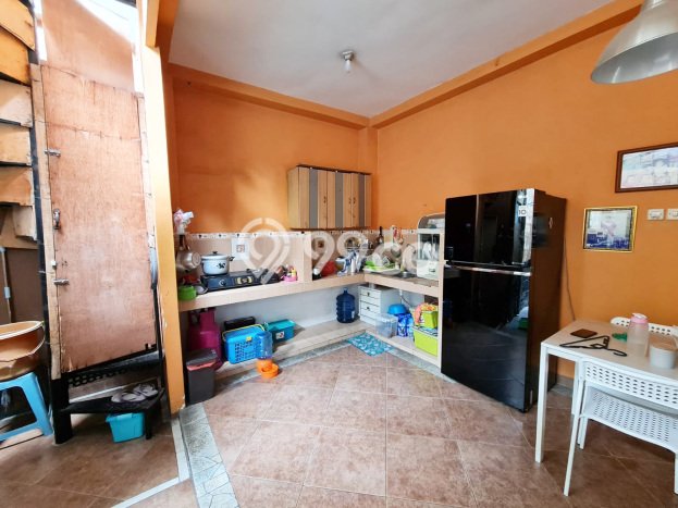 Hunian Nyaman Asri 2 KT Siap Pakai di Serpong Villa Melati Mas Tangerang Selatan Hunian Nyaman Asri 2 KT Siap Pakai di Serpong Villa Melati Mas Tangerang Selatan