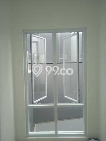 Ruko Bagus Dijual LB 152m2 Lokasi Strategis Tangerang Selatan Area Cocok untuk Berbisnis Ruko Bagus Dijual LB 152m2 Lokasi Strategis Tangerang Selatan Area Cocok untuk Berbisnis