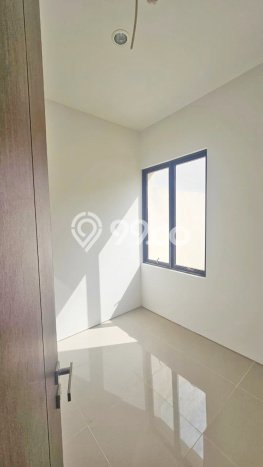Disewakan! Rumah 2 Kamar Tidur &
1 Kamar Mandi di BSD City, Tangerang Disewakan! Rumah 2 Kamar Tidur &
1 Kamar Mandi di BSD City, Tangerang