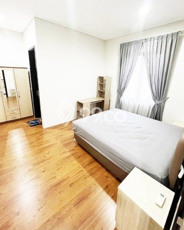 PREMIUM CHOICE! Rumah di BSD City, 3 KT, Area Strategis, Luas 180m² LB 125m² PREMIUM CHOICE! Rumah di BSD City, 3 KT, Area Strategis, Luas 180m² LB 125m²