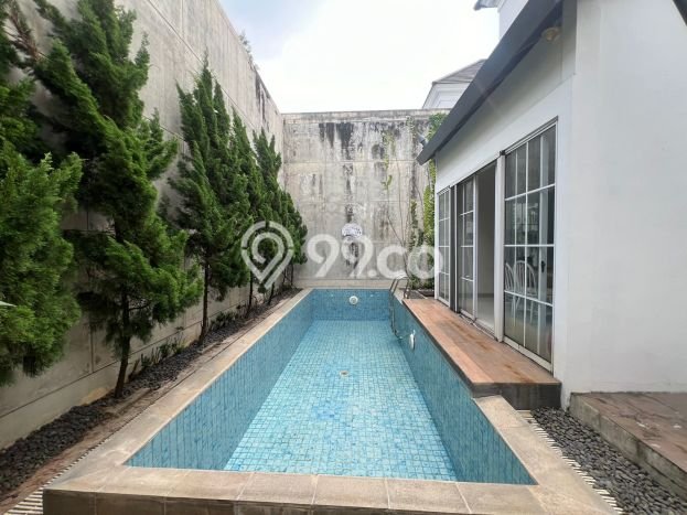 Rumah di BSD City, 3 KM, Area Strategis, Luas 300m² LB 350m² Rumah di BSD City, 3 KM, Area Strategis, Luas 300m² LB 350m²