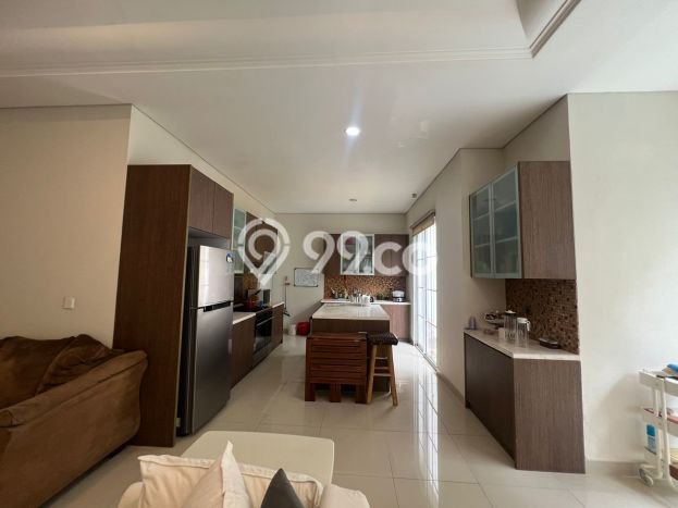 Rumah di BSD City, 3 KM, Area Strategis, Luas 300m² LB 350m² Rumah di BSD City, 3 KM, Area Strategis, Luas 300m² LB 350m²