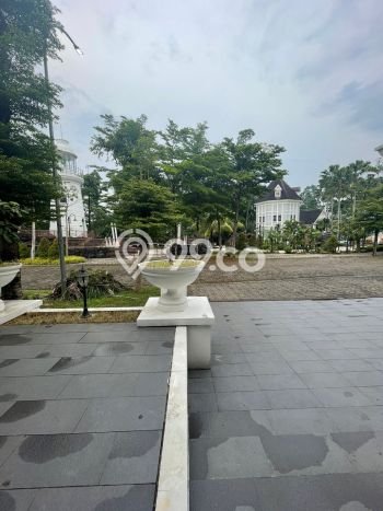 Rumah sewa siap pakai 4 Kamar Tidur di BSD City, Tangerang Rumah sewa siap pakai 4 Kamar Tidur di BSD City, Tangerang