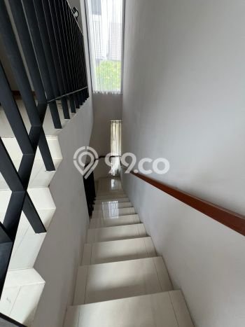 Hunian Elit LB 146m2 Siap Huni Desain Elegan di BSD City, Tangerang Hunian Elit LB 146m2 Siap Huni Desain Elegan di BSD City, Tangerang