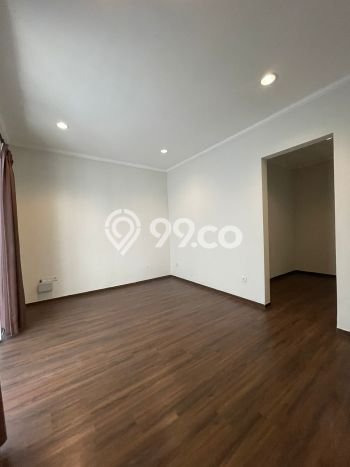 Sewa Rumah Harga Terjangkau di BSD City Tangerang dengan 4 Kamar Tidur Sewa Rumah Harga Terjangkau di BSD City Tangerang dengan 4 Kamar Tidur
