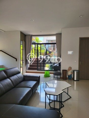 Sewa Rumah Harga Terjangkau di BSD Green Wich Tangerang dengan 4 Kamar Tidur Sewa Rumah Harga Terjangkau di BSD Green Wich Tangerang dengan 4 Kamar Tidur