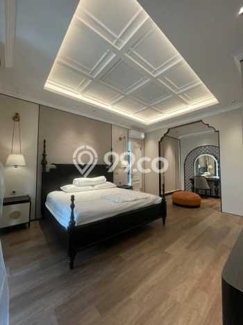 Sewa Rumah Strategis di BSD City LT 450m2 / LB 650m2 Siap Huni Sewa Rumah Strategis di BSD City LT 450m2 / LB 650m2 Siap Huni