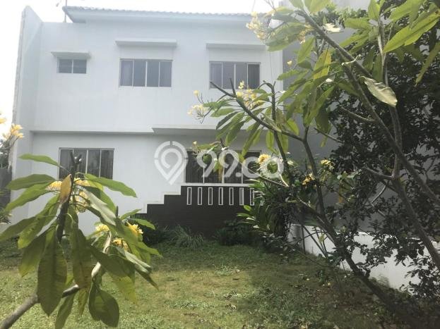 Jarang Ada! Rumah Sewa 4 Kamar Nyaman Siap Huni Pantai Indah Kapuk Jarang Ada! Rumah Sewa 4 Kamar Nyaman Siap Huni Pantai Indah Kapuk