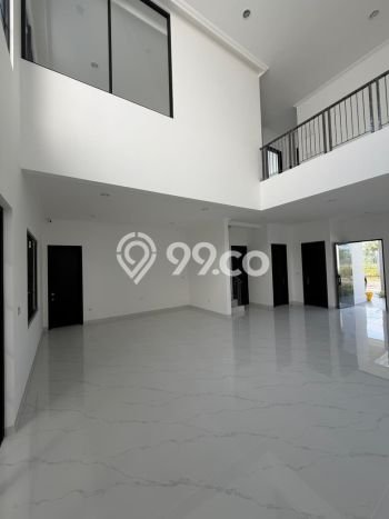 Rumah Mewah LB 274m2 Siap Pakai Desain Elegan di Pantai Indah Kapuk 2, Jakarta Utara Rumah Mewah LB 274m2 Siap Pakai Desain Elegan di Pantai Indah Kapuk 2, Jakarta Utara