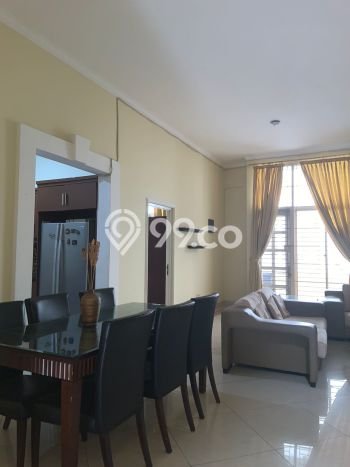 Rumah sewa siap pakai 4 KT di Pantai Indah Kapuk, Jakarta Utara Rumah sewa siap pakai 4 KT di Pantai Indah Kapuk, Jakarta Utara