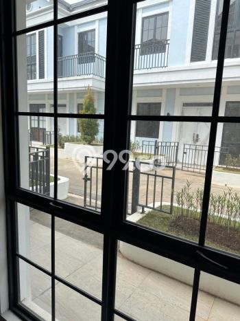 Rumah Strategis Modern Lb 150m2 di Tangerang, Tangerang Rumah Strategis Modern Lb 150m2 di Tangerang, Tangerang