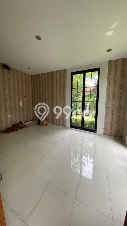 Jual Rumah Luas Elegan Dengan View Eksklusif di Pondok Indah, Jakarta Selatan Jual Rumah Luas Elegan Dengan View Eksklusif di Pondok Indah, Jakarta Selatan