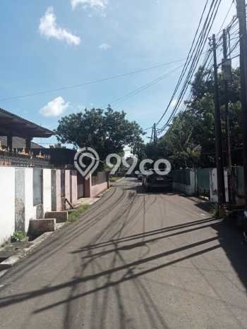 Rumah Mewah LB 243m2 Siap Huni Desain Elegan di Kalibata, Jakarta Selatan Rumah Mewah LB 243m2 Siap Huni Desain Elegan di Kalibata, Jakarta Selatan