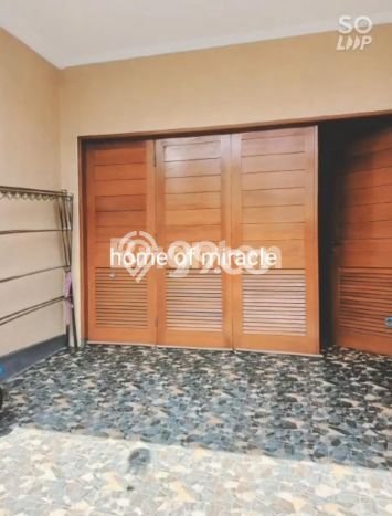 Kesempatan Memiliki Rumah 5 Kamar Tidur dan 3 Kamar Mandi di Munggu, Dekat Pusat Kota, Badung Kesempatan Memiliki Rumah 5 Kamar Tidur dan 3 Kamar Mandi di Munggu, Dekat Pusat Kota, Badung