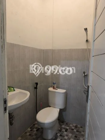 Disewakan Ruko di Kawasan Ramai Padangsambian Luas 130m2 Disewakan Ruko di Kawasan Ramai Padangsambian Luas 130m2