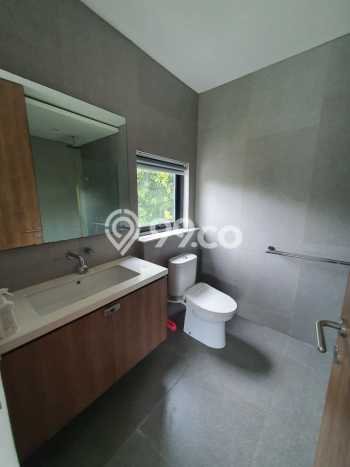 Vila Potensial di , Area 450m2m², Lingkungan Nyaman Vila Potensial di , Area 450m2m², Lingkungan Nyaman