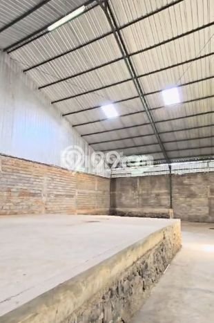 Gudang Disewakan di Ubung, Luas 435m², Lokasi Premium Gudang Disewakan di Ubung, Luas 435m², Lokasi Premium