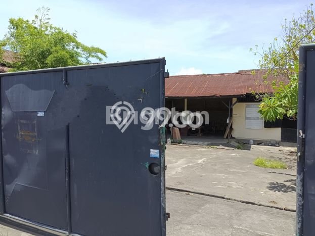 FOR RENT! Gudang di Kerobokan Cocok untuk Bisnis 200m2 FOR RENT! Gudang di Kerobokan Cocok untuk Bisnis 200m2